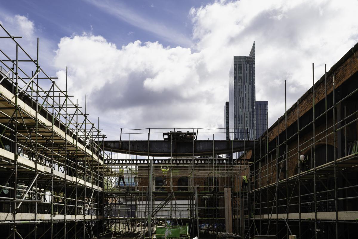 Gantry crane in scaffold, April 2024, credit Drew Forsyth