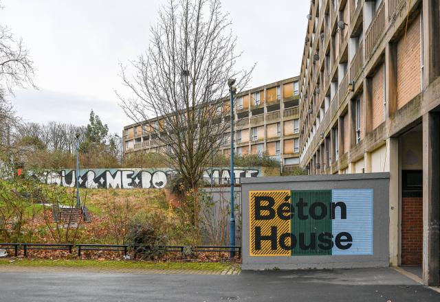 a sign for Beton House is in front of the latest phase of redevelopment at Park Hill in Sheffield