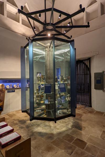 treasury cabinet in centre of cathedral room