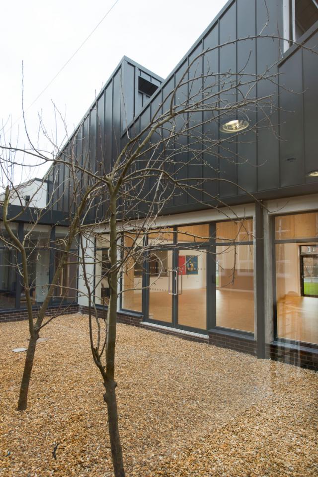 exterior of evelyn street primary school entrance