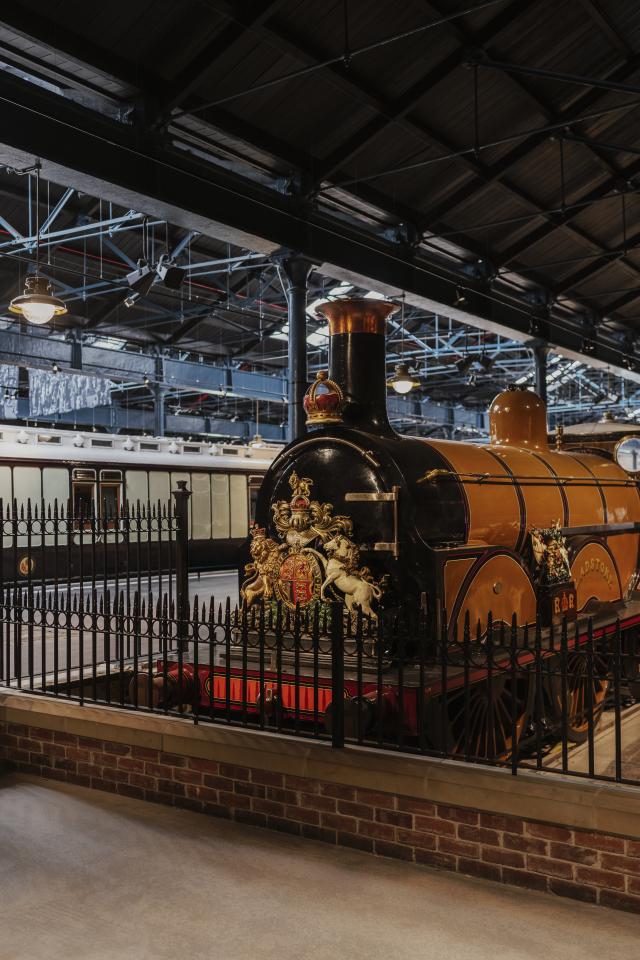 A historic train carriage in Station Hall