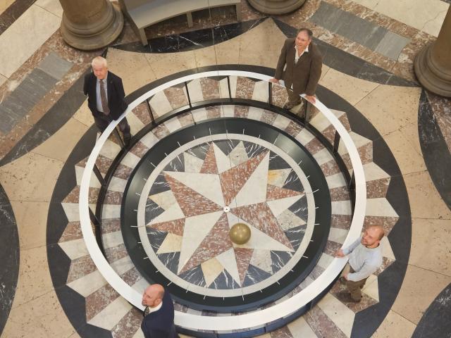 Foucault pendulum, Harris
